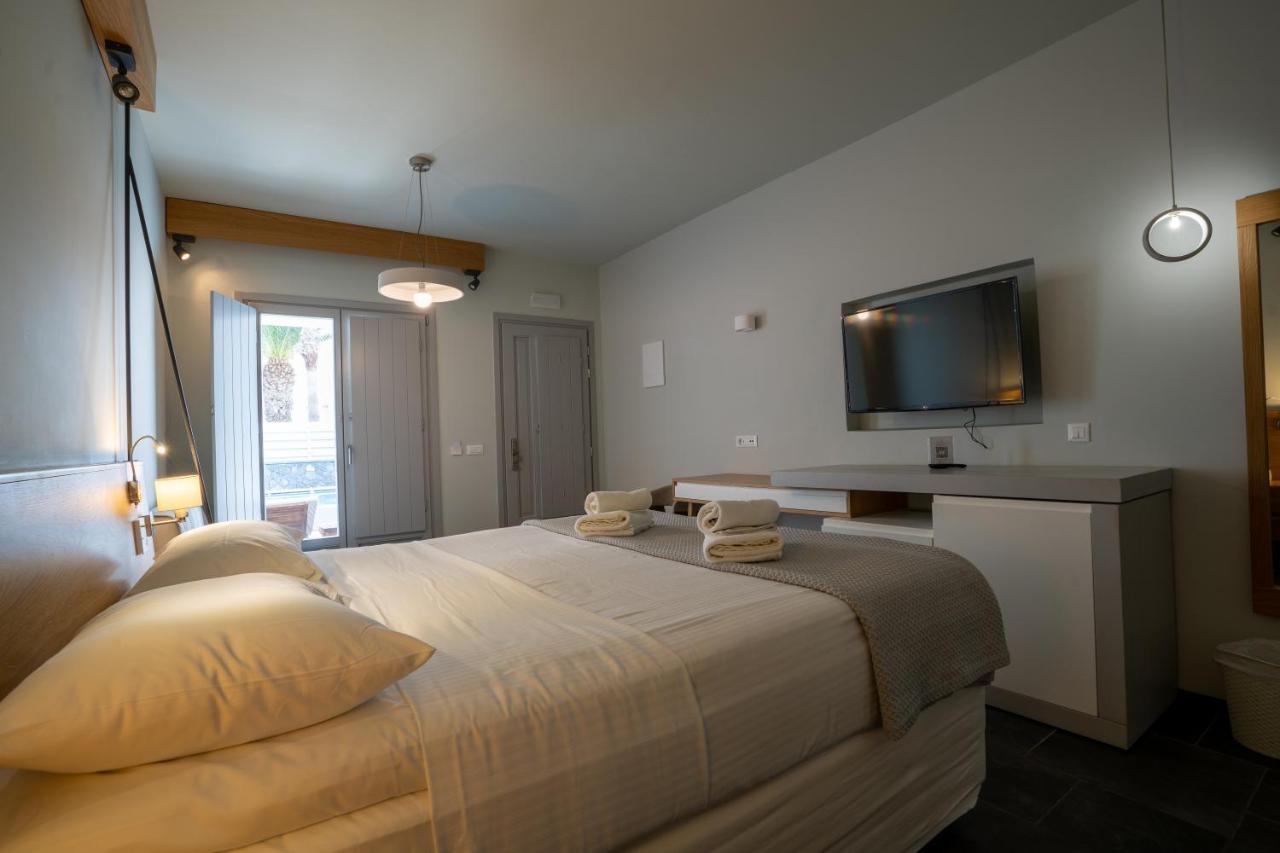 Meltemi Excelsior Suites Perísza Kültér fotó